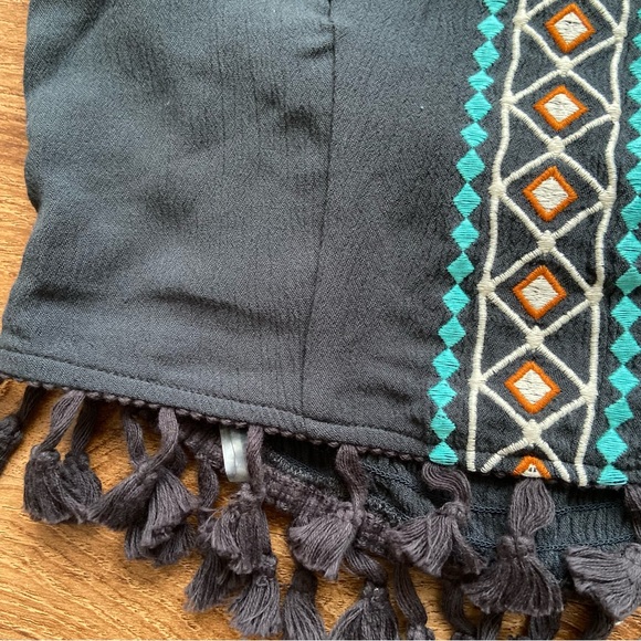 Halter blouse - Picture 4 of 7